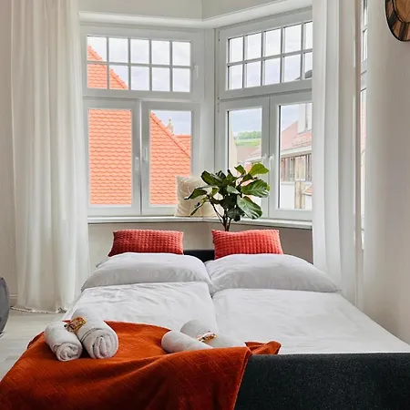 Amao-Brown I Exklusives City-Apartment I 85Qm I Privatparkplatz & Komfort I King-Size Bed Lahr  Exterior foto